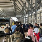 (FOTO) Suasana Ramai Penumpang di KA Srilelawangsa Bukti Layanan PT Railink Semakin Diminati
